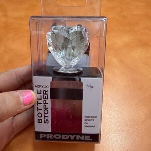 Prodyne Acrylic Bottle Stopper - Clear